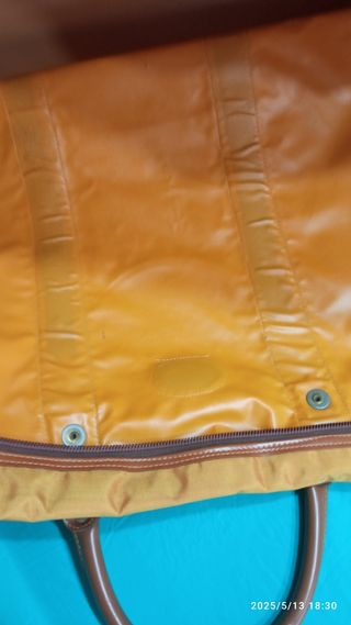 Bolsa de viaje grande.