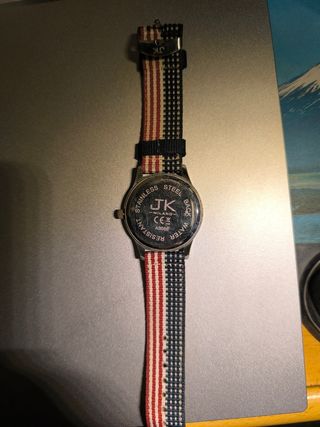 Reloj analógico hombre multicolor