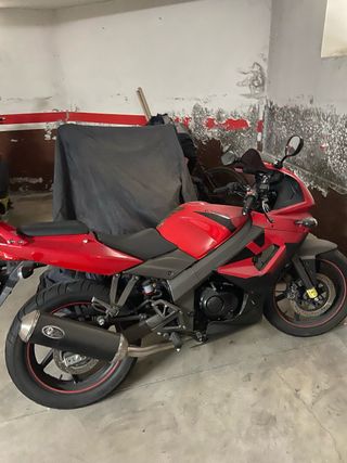 Kymco Quannon 125cc - Roja