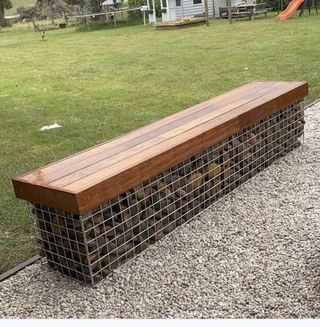 MESAS Y BANCOS DE JARDIN