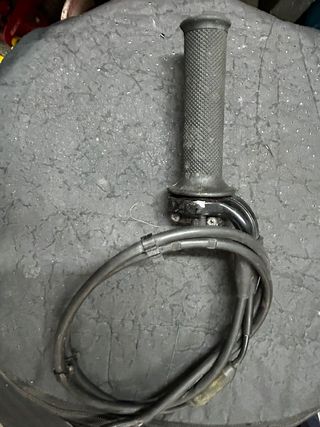 Puño gas Triumph 675 daytona