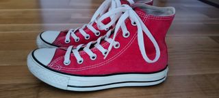 Converse rojas altas