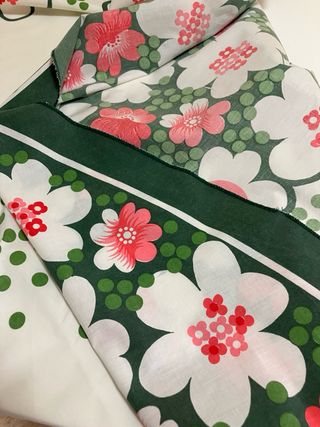 Mantel redondo flores - 185cm