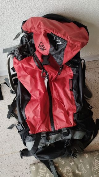 Mochila Coleman 65L