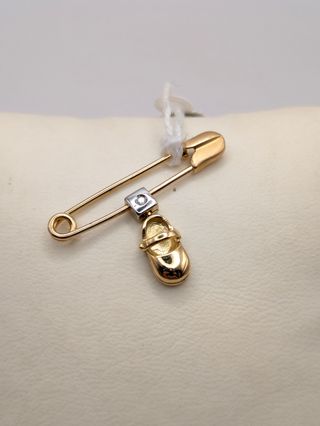 Alfiler oro bebé 18k