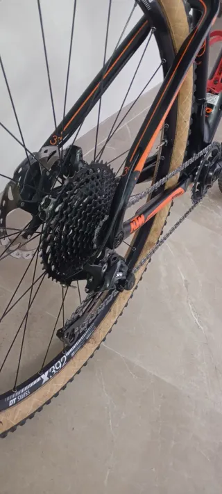 Bicicleta KTM myroon Máster de Carbono 29"