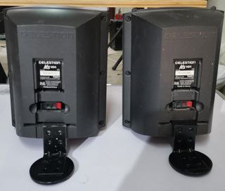 Pareja de monitores CELESTION 50W