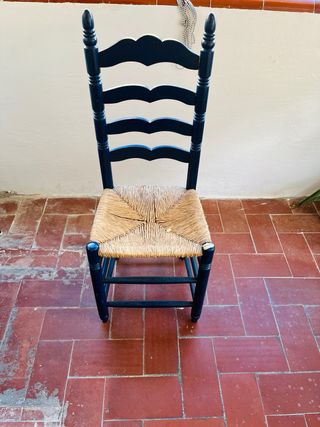 Silla madera y mimbre
