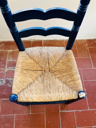 Silla madera y mimbre