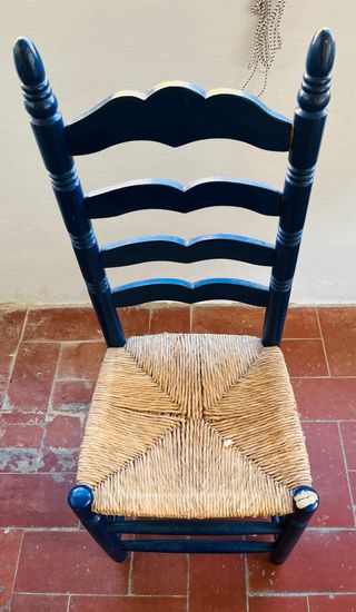 Silla madera y mimbre