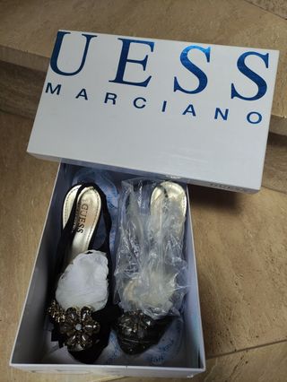 Zapatos fiesta GUESS Marciano negros