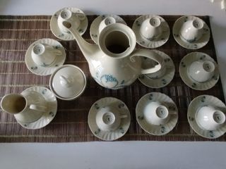 Vajilla de 12. Juego consomé y de cafe
