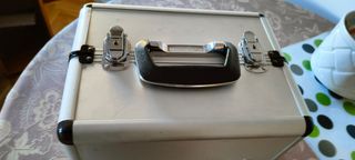 Maletín maquillaje metálico