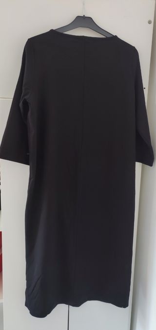 Vestido elegante nuevo con su etiqueta 