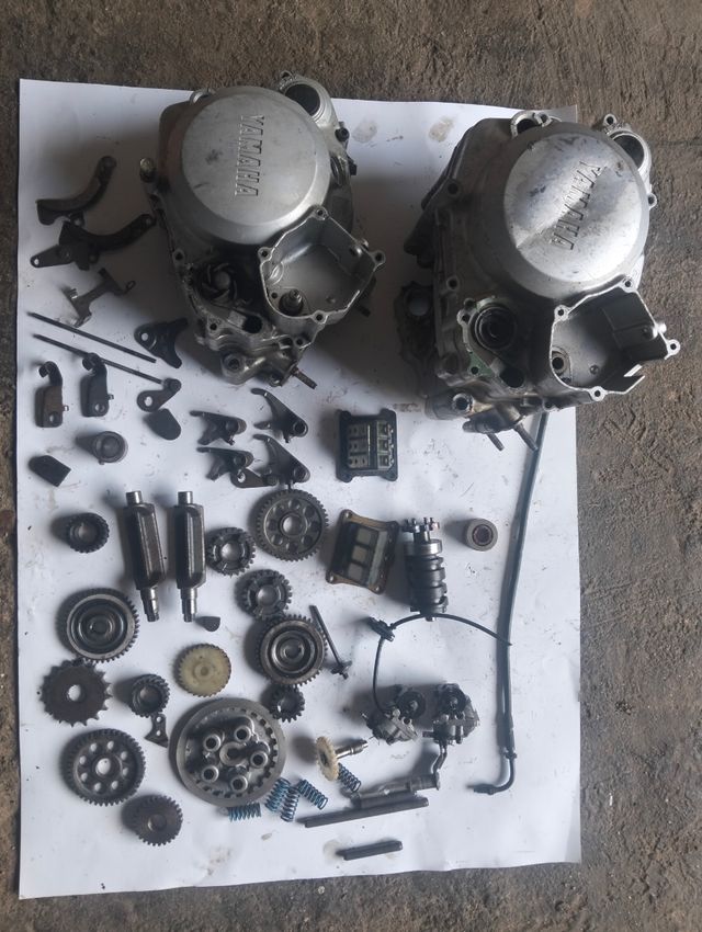 Despiece de motor Yamaha DT 125 2t