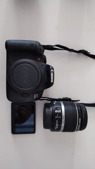 Canon 700D