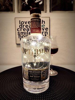 Lampada led in bottiglia Rum Opthimus 15