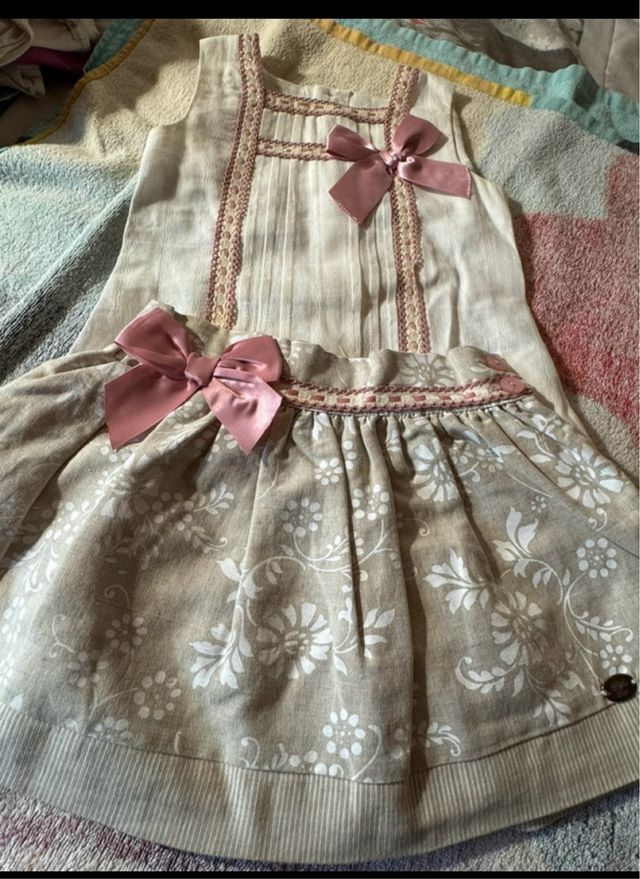 Traje niña eventos beige-rosa
