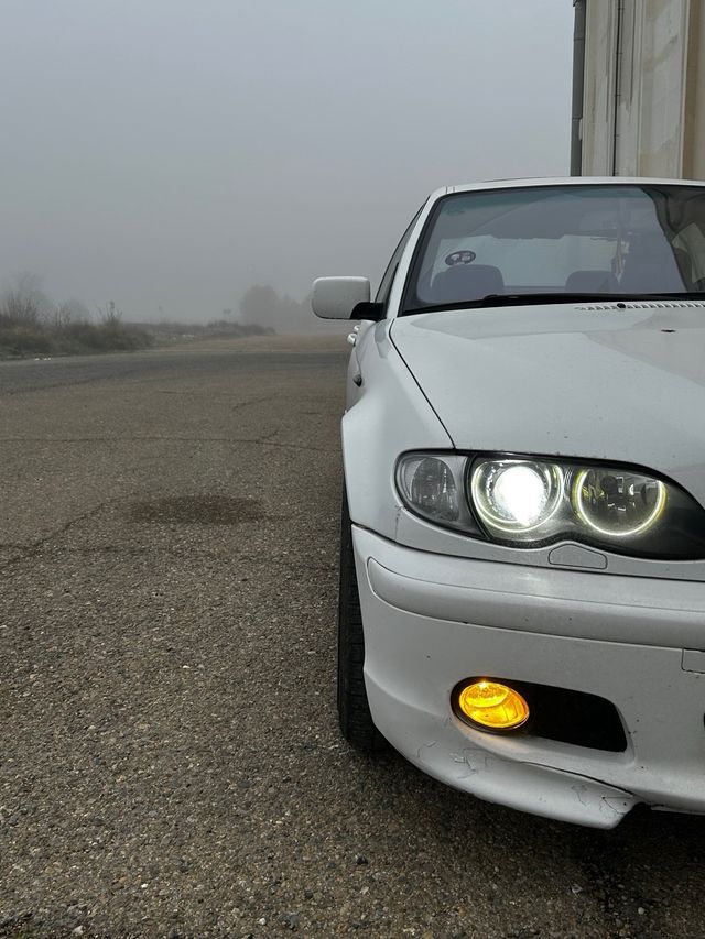 BMW Serie 3 e46 2002