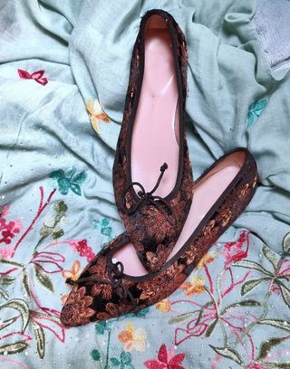 De Begoña Moreno, Piel, Lentejuelas 38 