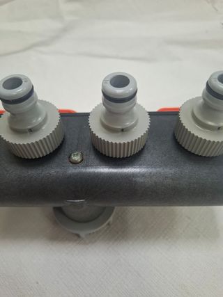 Distribuidor Gardena 4 salidas