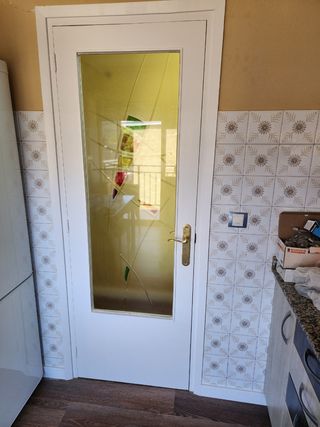 Puertas antiguas restauradas y lacadas