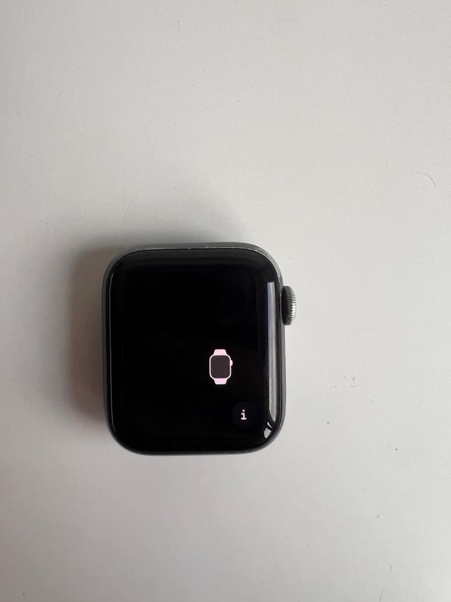 Apple Watch SE 40mm GPS Gris Espacial