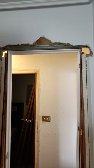 Modificación premarco e instalación puertas/rodapi
