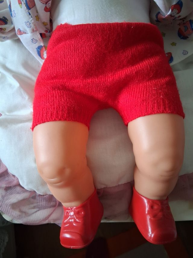 BAMBOLA DI CELEBRITA VINTAGE DIFFICILE DA TROVARE