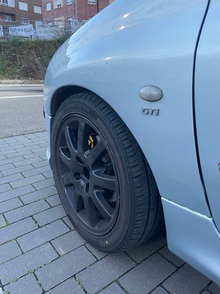Peugeot 206 gti 2001