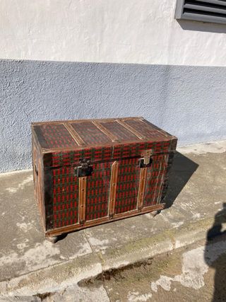 Cofre antiguo