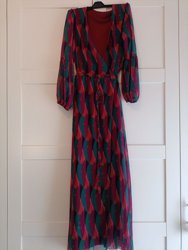 Vestido elegante ajustable a más o menos talla