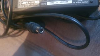 Cargador Toshiba original 
