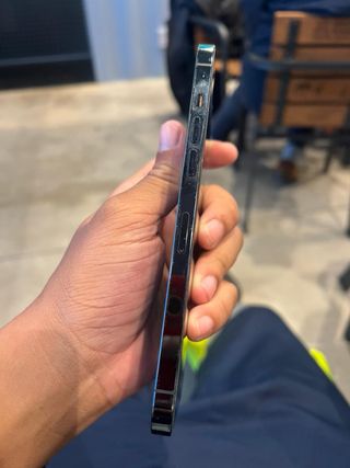 iPhone 12 Pro Max - Azul y Gris Espacial