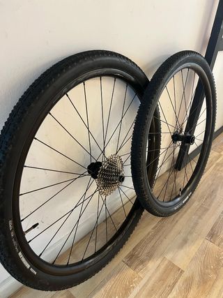 Ruedas gravel  black jack mx25  