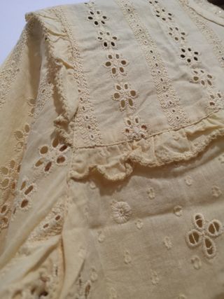 Blusa bordado inglês. Karl Marc Jonh