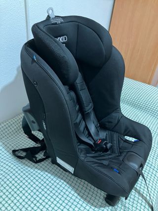 Silla coche AXKID Minikid 0-25kg