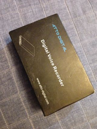 Batería portátil con grabadora de voZ