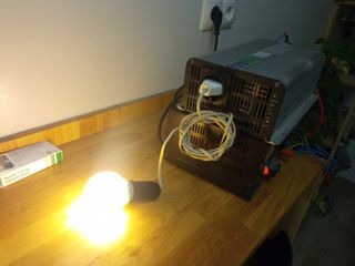 Inversor de corriente 12 a 220v