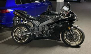Yamaha R1