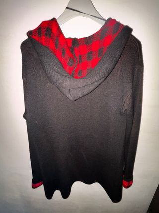 Cárdigan LC Waikiki - Negro/Rojo - Talla 5