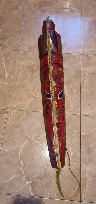 Máscara de madera tallada - Decoración