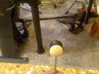 Pedal simple de bombo sin estrenar