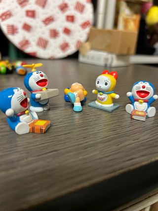 5 personaggi Doraemon