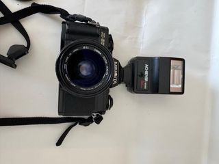 Cámara fotos clásica reflex minolta x300