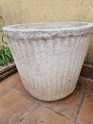 Maceta piedra grande - Gris/Blanca