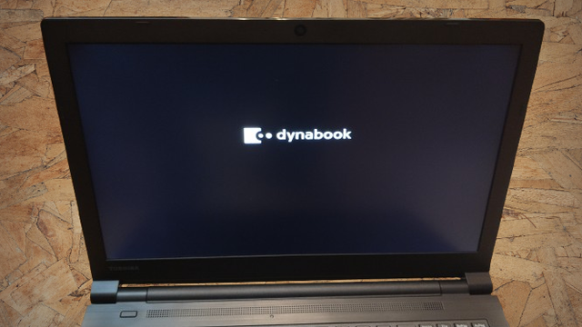 Portátil Toshiba Dynabook Satellite Pro A50-F 