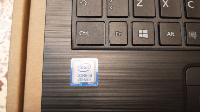 Portátil Toshiba Dynabook Satellite Pro A50-F 