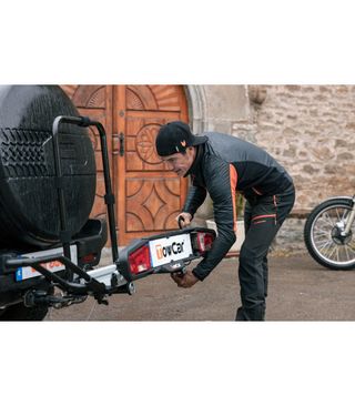 Portamotos TowCar Balance