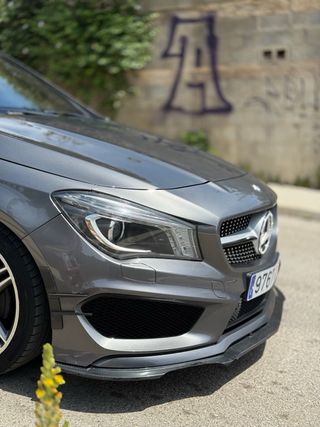 Mercedes-Benz Clase CLA AMG LINE 